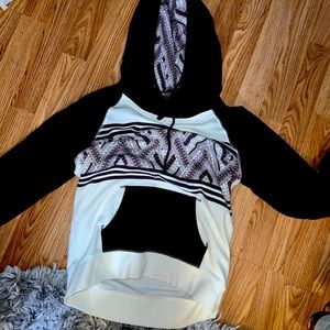 Empyre maroon Aztec sweatshirt